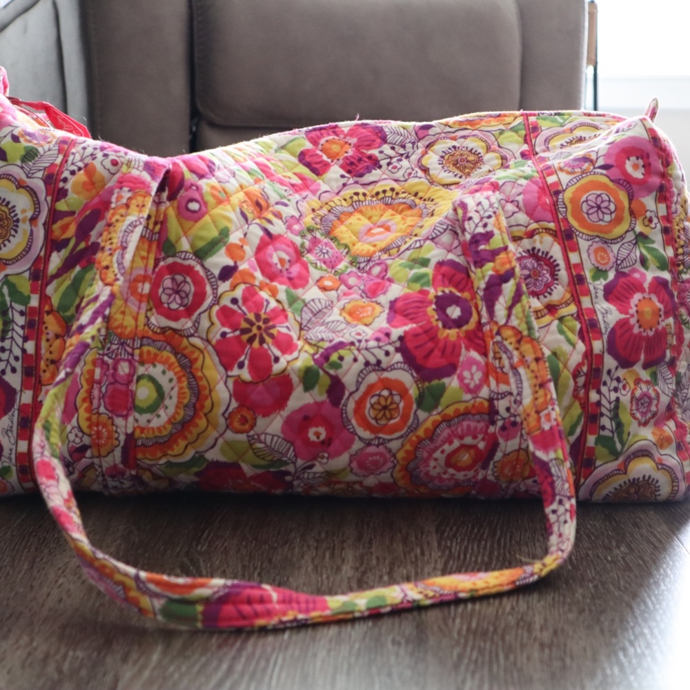 Vera Bradley Large Duffel RETIRED PATTERN